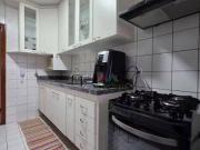 Apartamento mobiliado à venda no Edifício Graúna...