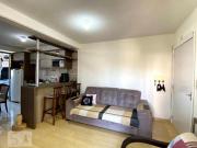 Apartamento mobiliado com sacada de vidro