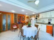 Apartamento mobiliado com vista mar no Centro de CapÃ£o...