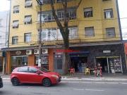 Apartamento MOBILIADO de 2 Dormitórios com Quintal Sem...