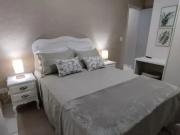 Apartamento mobiliado na av. Cpa, ao lado hosp amecor, 2...