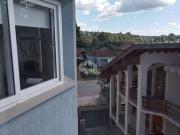 Apartamento mobiliado um dormitório centro de Canela