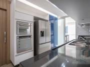 Apartamento mobiliado à venda no Boulevard Tamboré