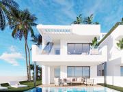 Apartamento moderno con jardín y piscina privada en...