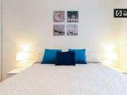 Apartamento moderno de 2 dormitorios con estudio en...