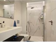 Apartamento moderno de 2 dormitorios con vistas al mar...