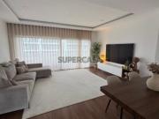 Apartamento Moderno em Seixal com Garagem Box