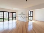 Apartamento Moema 3 Dormitórios 177m²