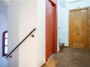 APARTAMENTO MUY CÉNTRICO EN GRANADA. ASCENSOR