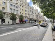 APARTAMENTO MUY LUMINOSO Y AMUEBLADO en GRAN VÍA