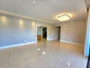 Apartamento na Gleba Palhano Edifício Torre Madri