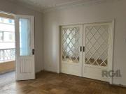 Apartamento na Independência com 176m² de 3 dormitórios...