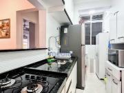 Apartamento na praia do Embaré, 1 dormitório, porteira...