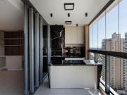 Apartamento no Água Verde com 3 Suítes de 157 m²...