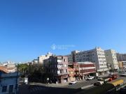 Apartamento no bairro Azenha