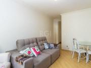 Apartamento no bairro Petrópolis de 1 dormitório desocupado