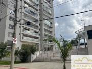 Apartamento no condomínio Varandas da Serra, bairro Castelo