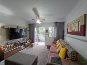 Apartamento no Edifício Memphis com 4 dormitórios à...