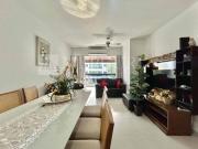 Apartamento no Guarujá, Enseada, 2 Quartos e Sacada...