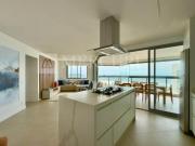 Apartamento no Guarujá, Enseada, 3 Quartos, Sendo 1...