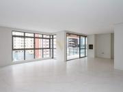 Apartamento Novo, com 3 quartos, no Água Verde