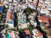 Apartamento novo com piscina com vista de mar