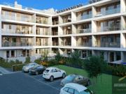 Apartamento novo com piscina no último piso em Faro...