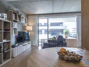 Apartamento NOVO com varanda e 2 lugares de garagem...