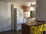 Apartamento novo de um dormitório todo mobiliado no centro