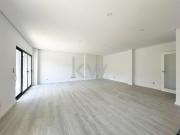 Apartamento Novo T4 com varandas | Rio de Mouro | 5º Dto...
