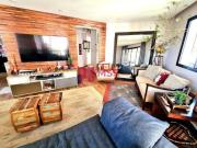 Apartamento Padrão de 4 Quartos com 3 Vagas 198m² à Venda