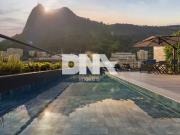 Apartamento Padrão / Residencial / Humaitá