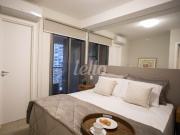 Apartamento para alugar com 2 quartos, 81m²