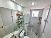 Apartamento para Alugar com 2 Quartos no Condomínio...