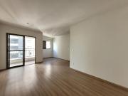 Apartamento para alugar em Maringá, Zona 08, com 2...