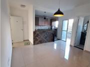 Apartamento para alugar em ótima localização com 2...