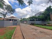 Apartamento com 3 Quartos para Alugar por R$ 2.300/mês