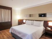 Apartamento para Aluguel com 1 quartos, 29 m² por R$ 2.400