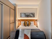 Apartamento para Aluguel com 1 quartos, 48 m² por R$ 3.233