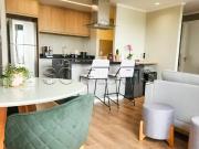 Apartamento para Aluguel com 1 quartos, 50 m² por R$ 5.714