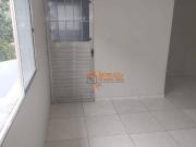 Apartamento para Aluguel com 2 quartos, 60 m² por R$ 1.100