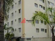 Apartamento para Aluguel com 2 quartos, 61 m² por R$ 2.100