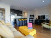 Apartamento para Aluguel com 2 quartos, 92 m² por R$ 13.392