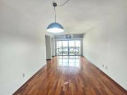 Apartamento para Aluguel com 3 quartos, 113 m² por R$ 1.800