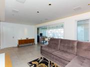 Apartamento para Aluguel com 3 quartos, 134 m² por R$ 17.500