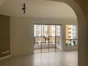 Apartamento para Aluguel com 3 quartos, 135 m² por R$ 5.700