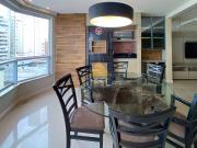 Apartamento para Aluguel com 3 quartos, 135 m² por R$ 6.000