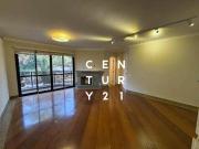 Apartamento para Aluguel com 3 quartos, 141 m² por R$ 7.000