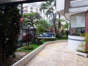 Apartamento para Aluguel com 3 quartos, 165 m² por R$ 4.200
