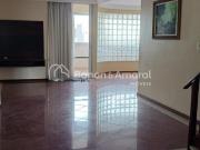 Apartamento para Aluguel com 3 quartos, 185 m² por R$ 5.000